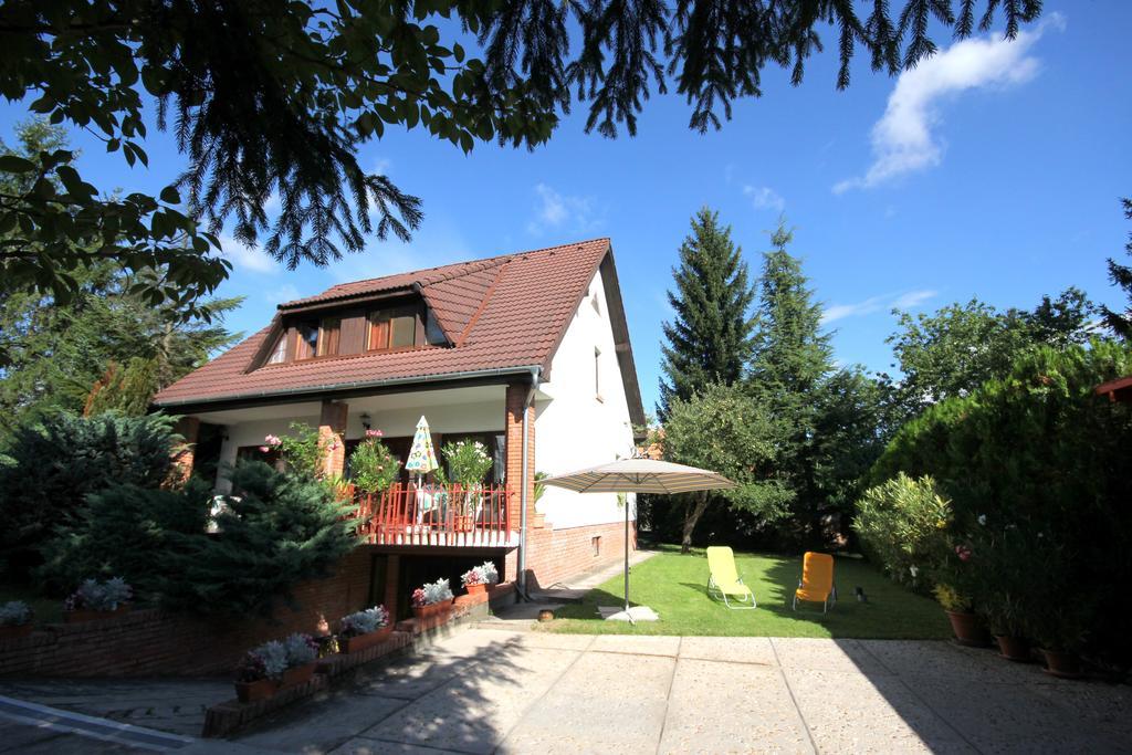 Dunakanyar Apartment Tahitófalu Екстериор снимка